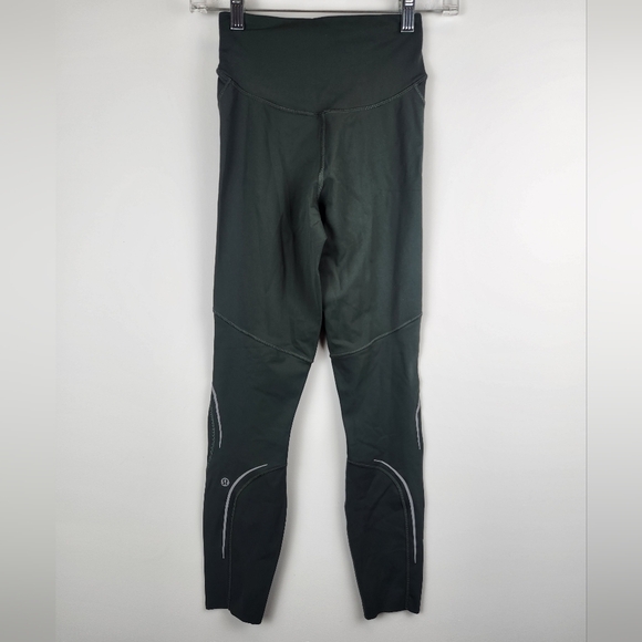 Lululemon Base Pace High-Rise Rise Green Leggings Ankle Length Size 2 - Picture 2 of 8